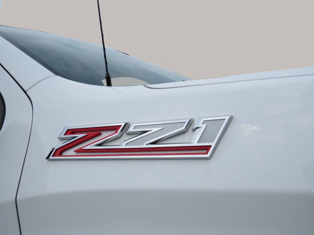 Certified 2019 Chevrolet Silverado 1500 LTZ w/ LTZ Premium Package AWD/4WD image 12