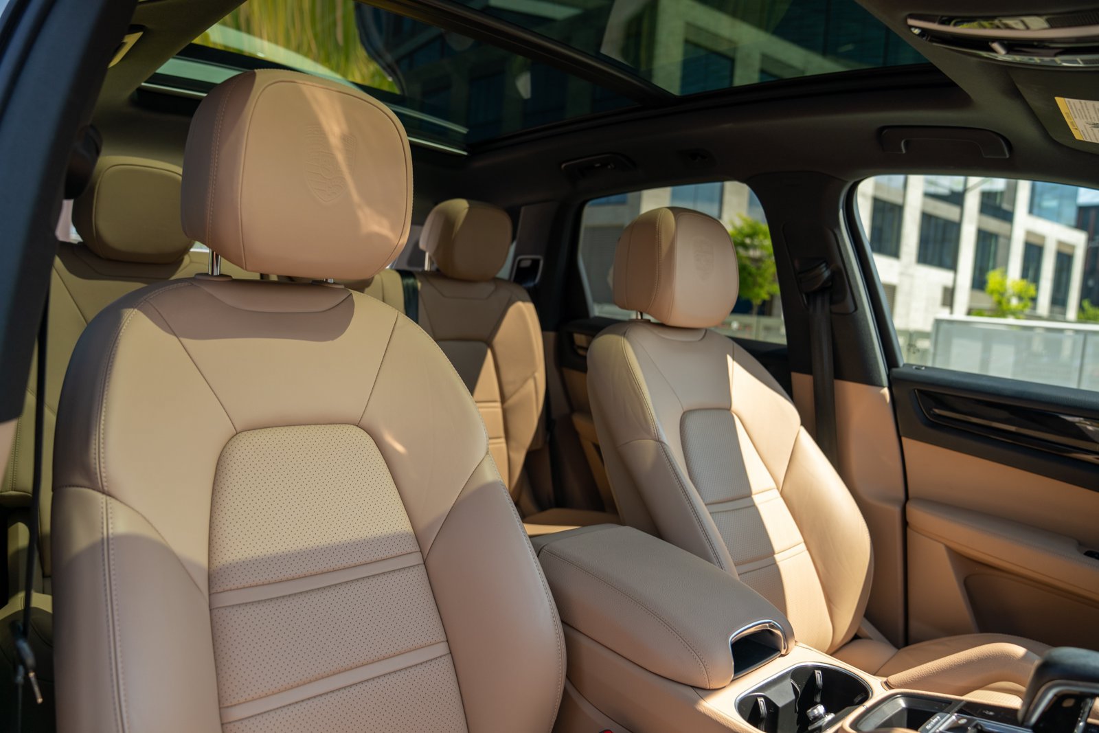 Certified 2022 Porsche Cayenne AWD/4WD image 26