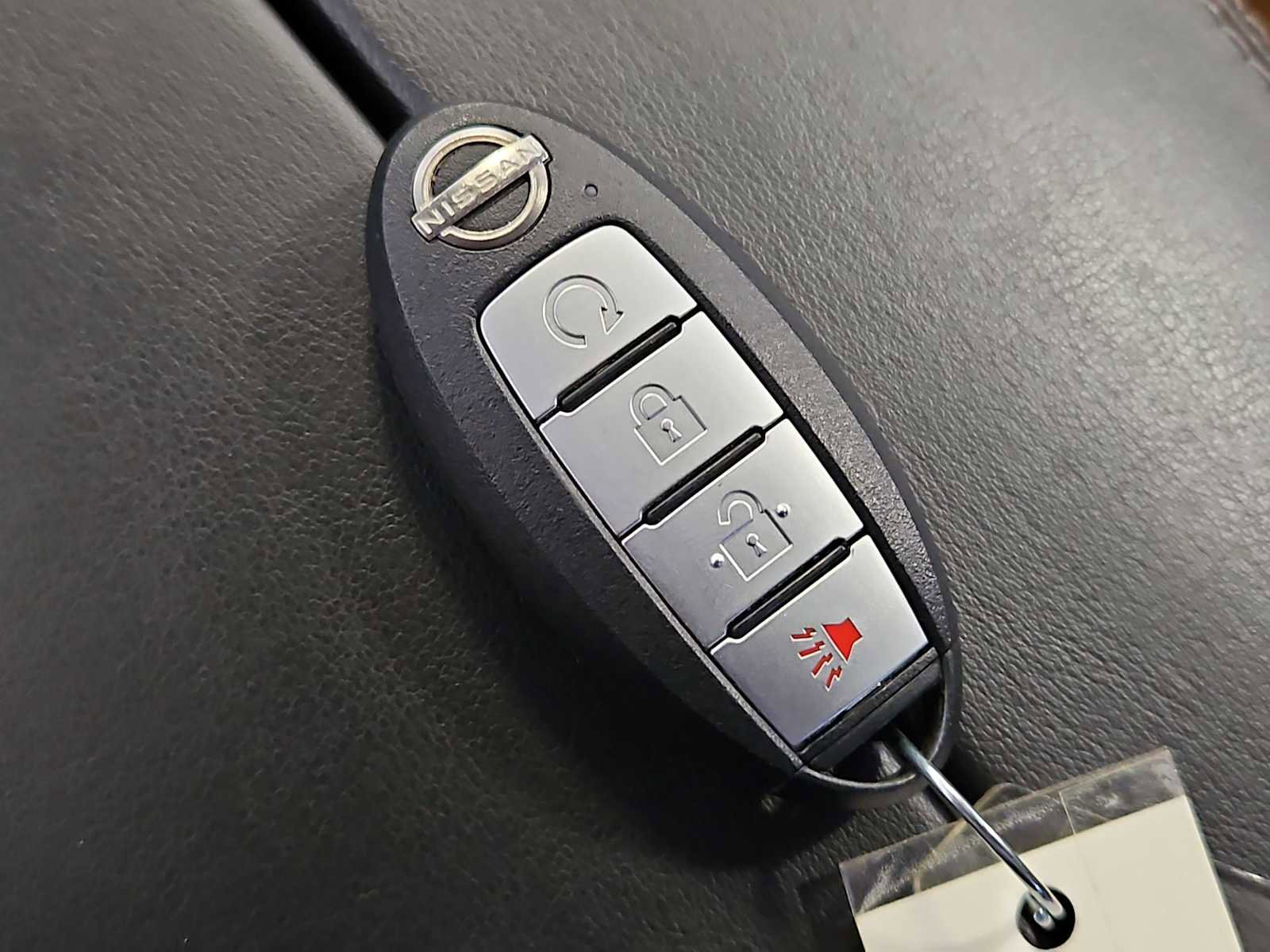 Used 2022 Nissan Rogue SV FWD image 34