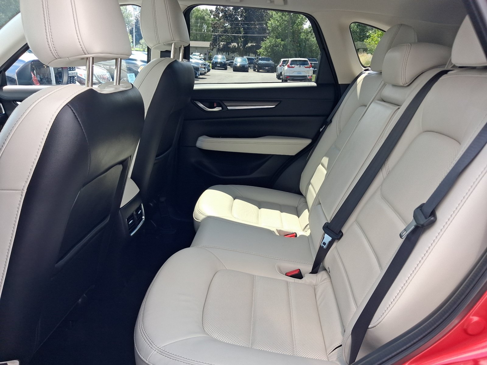Used 2023 MAZDA CX-5 AWD 2.5 S w/ Premium Package image 18