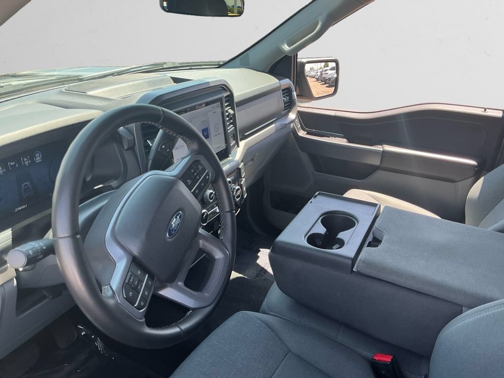 Used 2025 Ford F150 XLT w/ Equipment Group 301A Standard AWD/4WD image 9