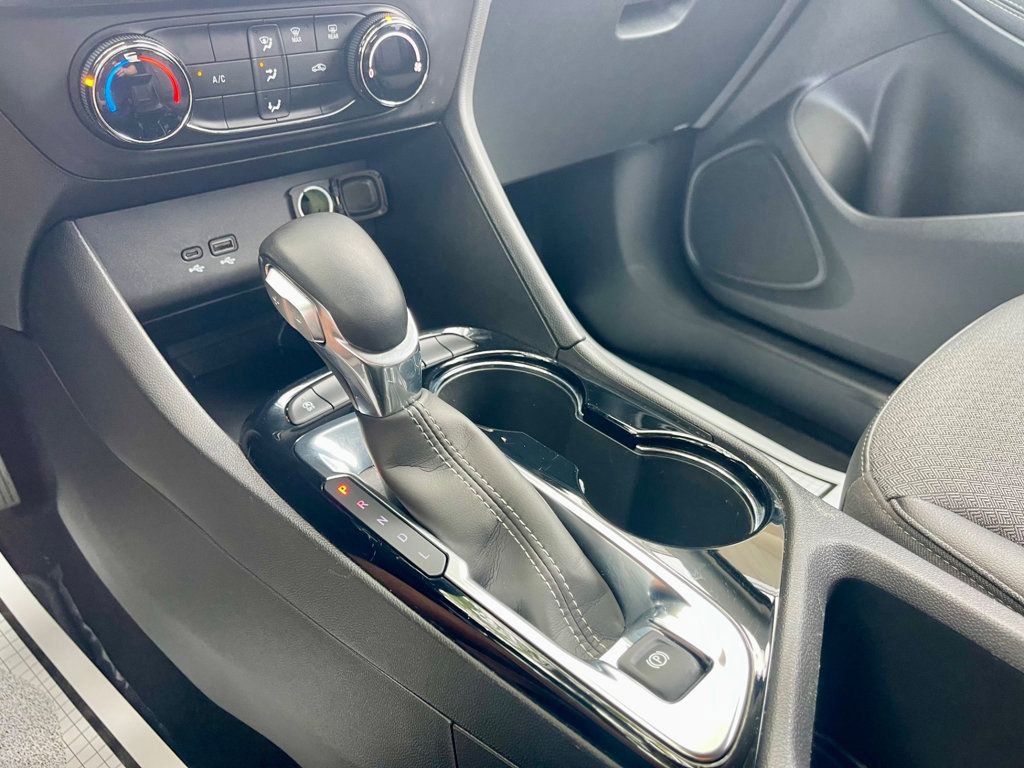 Used 2025 Buick Encore GX Preferred image 15