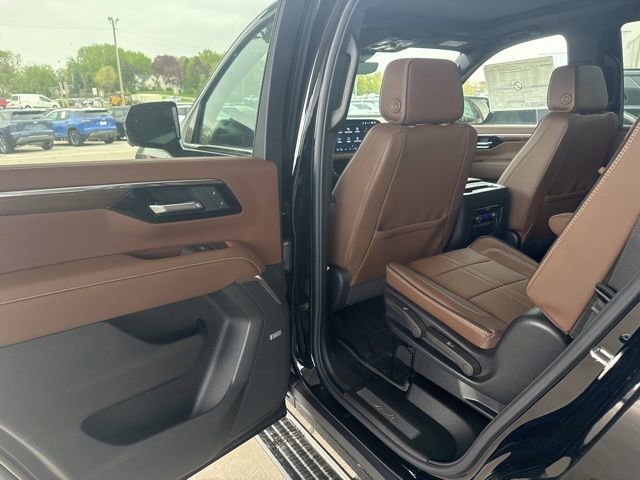 New 2026 Chevrolet Tahoe High Country AWD/4WD image 29