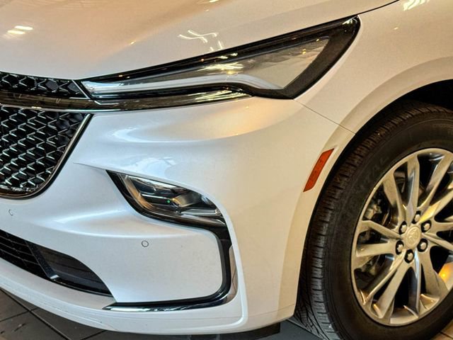 Certified 2022 Buick Enclave Avenir w/ Avenir Technology Package image 16