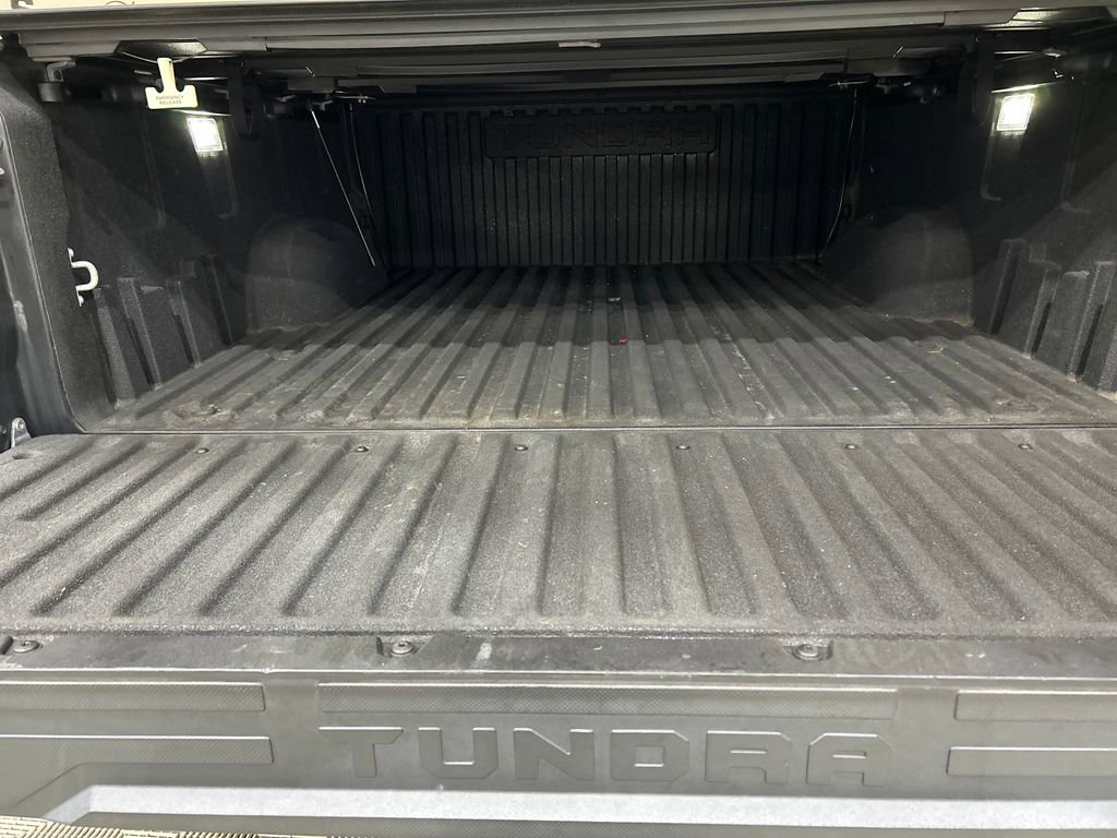 Used 2022 Toyota Tundra Platinum w/ Advanced Package AWD/4WD image 5