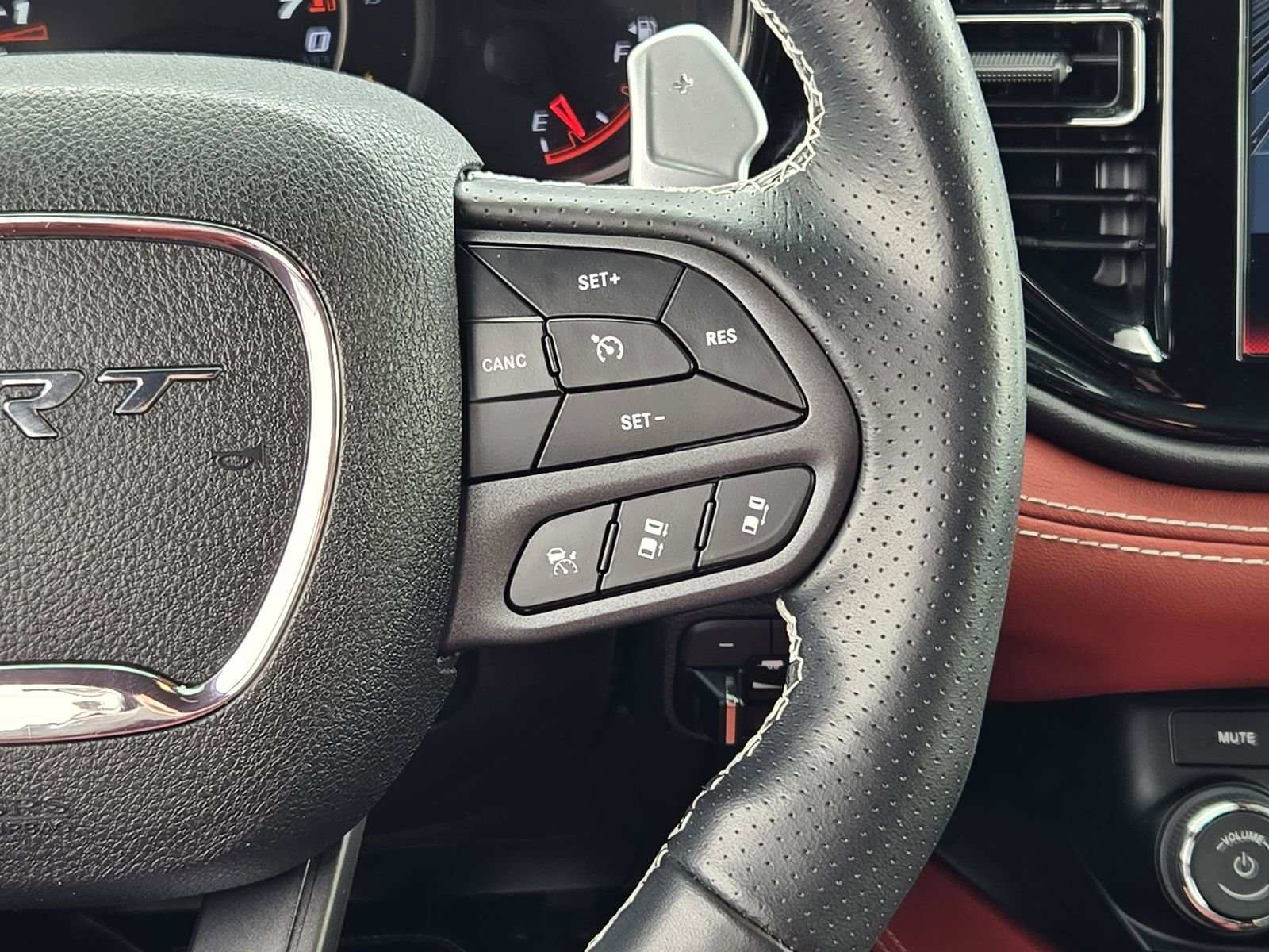 Used 2023 Dodge Durango SRT image 28