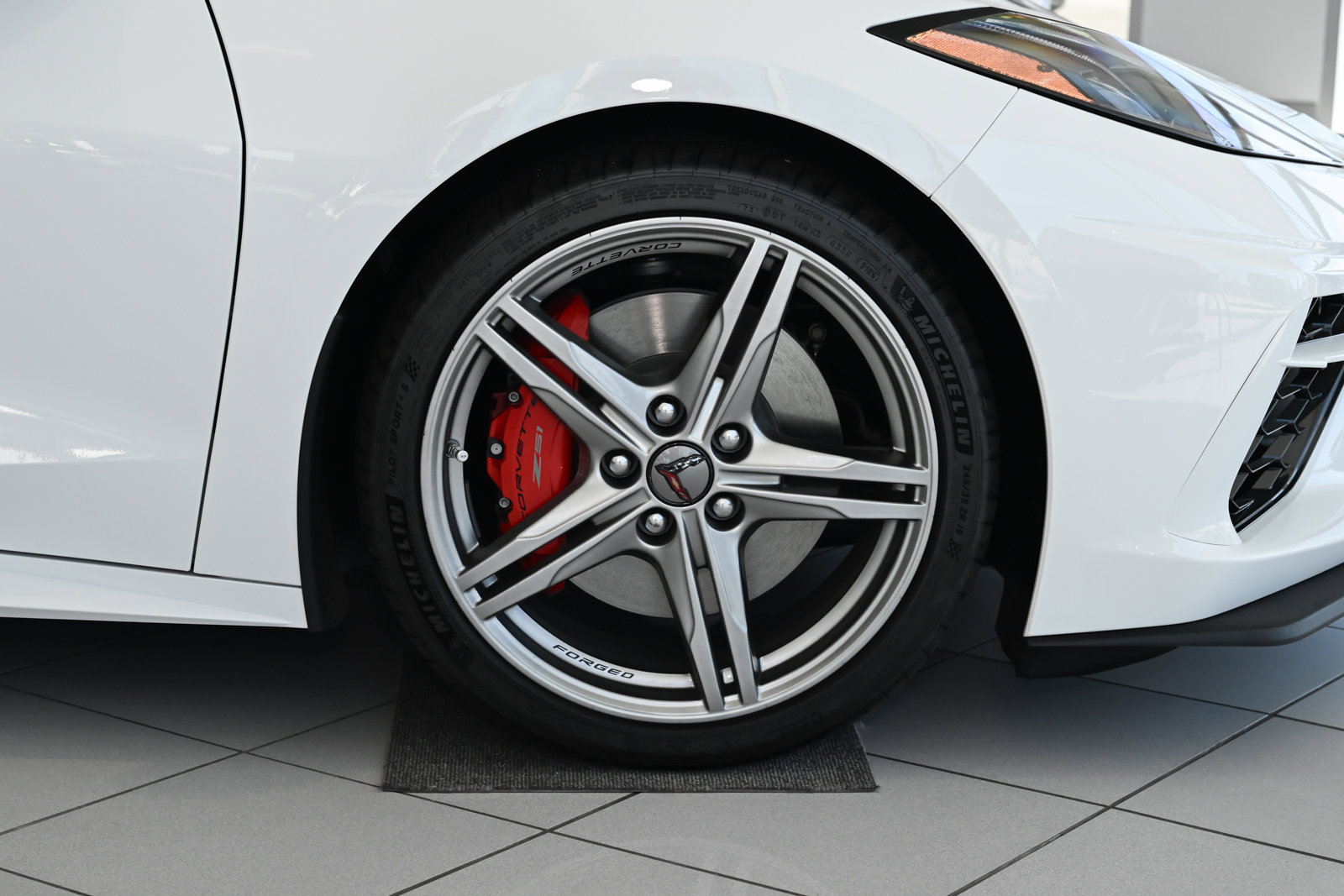 New 2026 Chevrolet Corvette Stingray Premium Cpe w/ Z51 Performance Package image 8