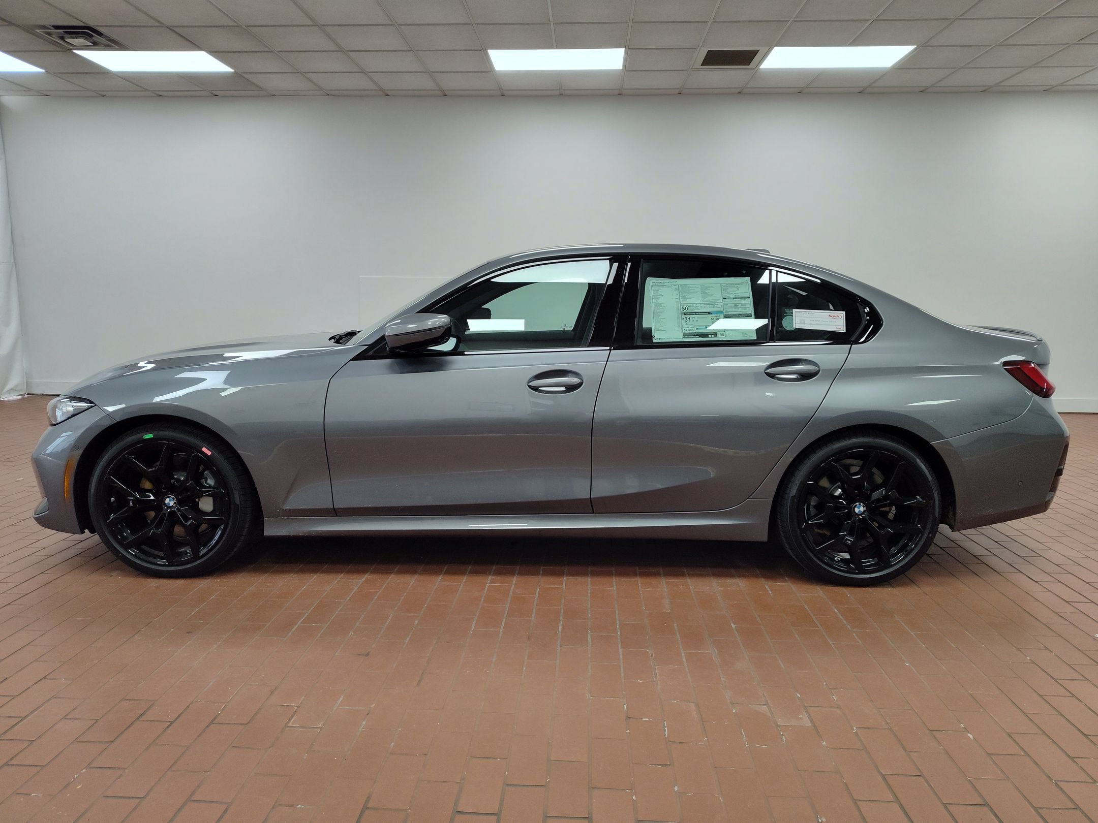 Used 2026 BMW 330i Sedan w/ M Sport Package RWD image 2