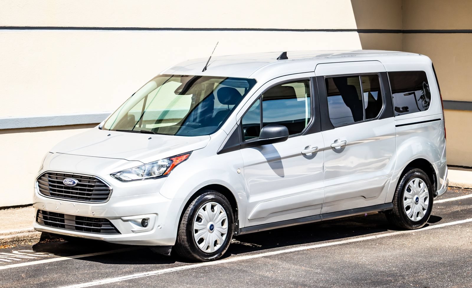 Used 2021 Ford Transit Connect XLT