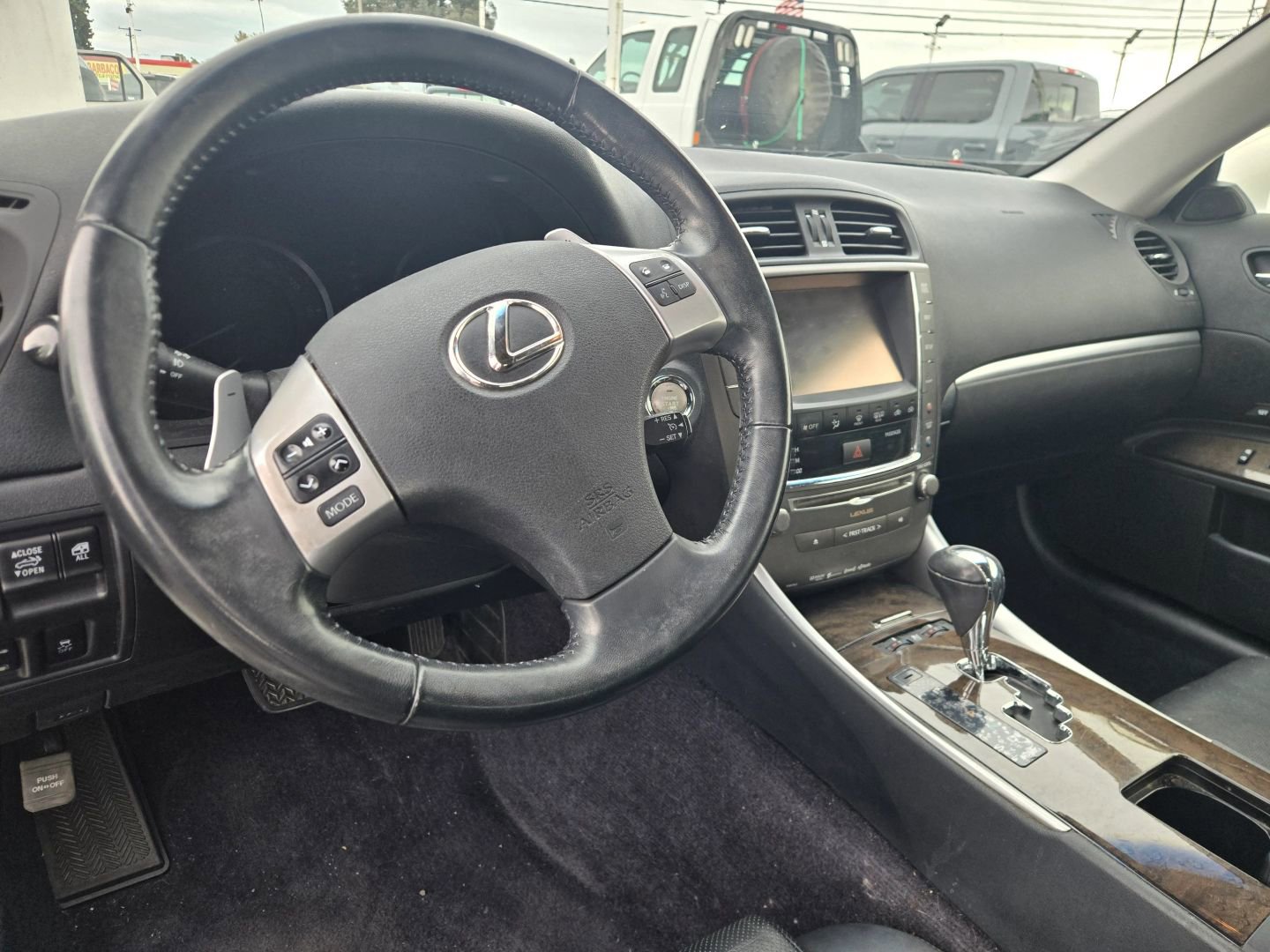 Used 2014 Lexus IS 250C image 11