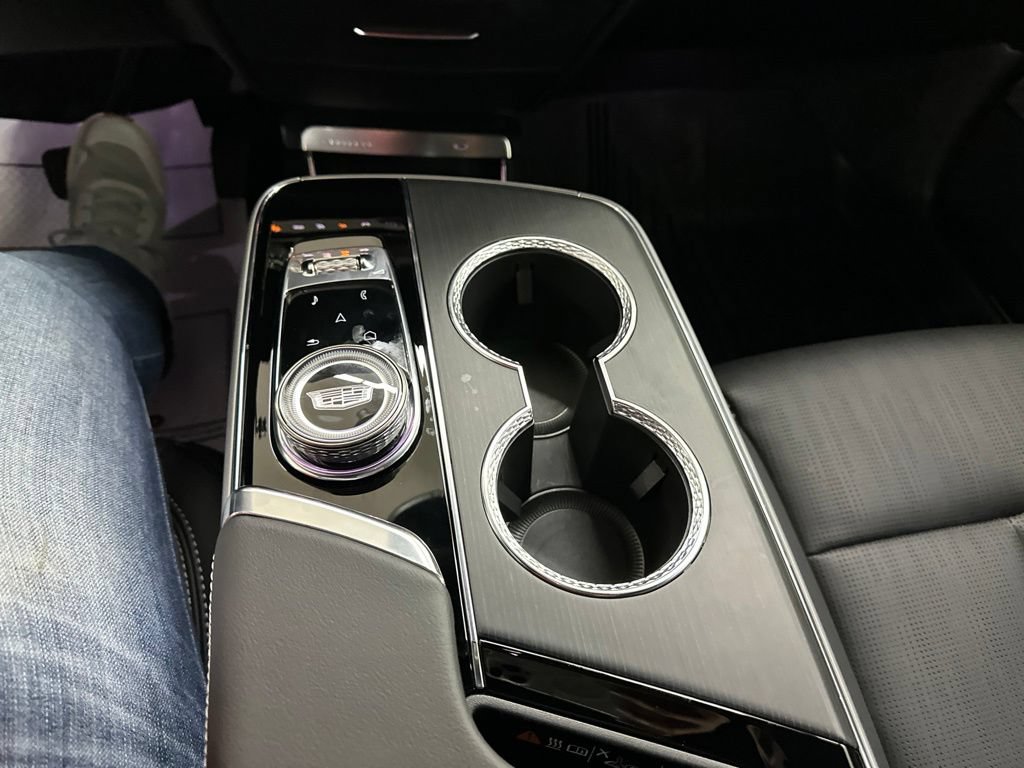 Certified 2025 Cadillac Lyriq Luxury w/ LPO, Floor Liner Package AWD/4WD image 47