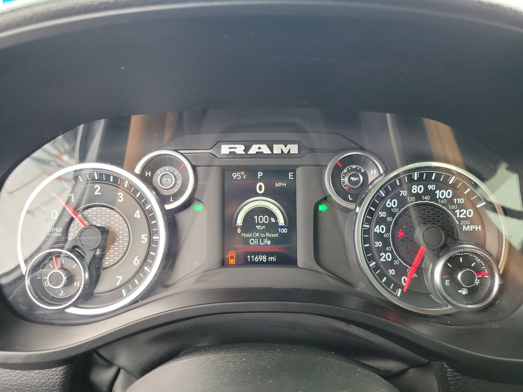 Used 2024 RAM 1500 Big Horn AWD/4WD image 26