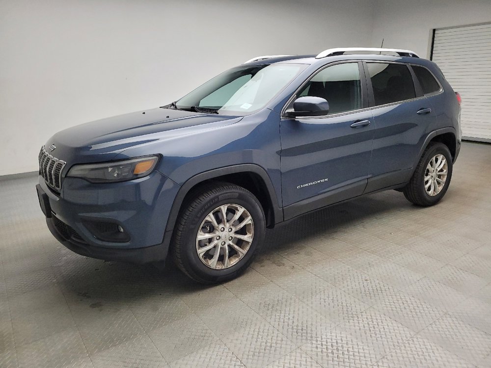 Used 2019 Jeep Cherokee Latitude w/ Popular Appearance Group AWD/4WD image 2