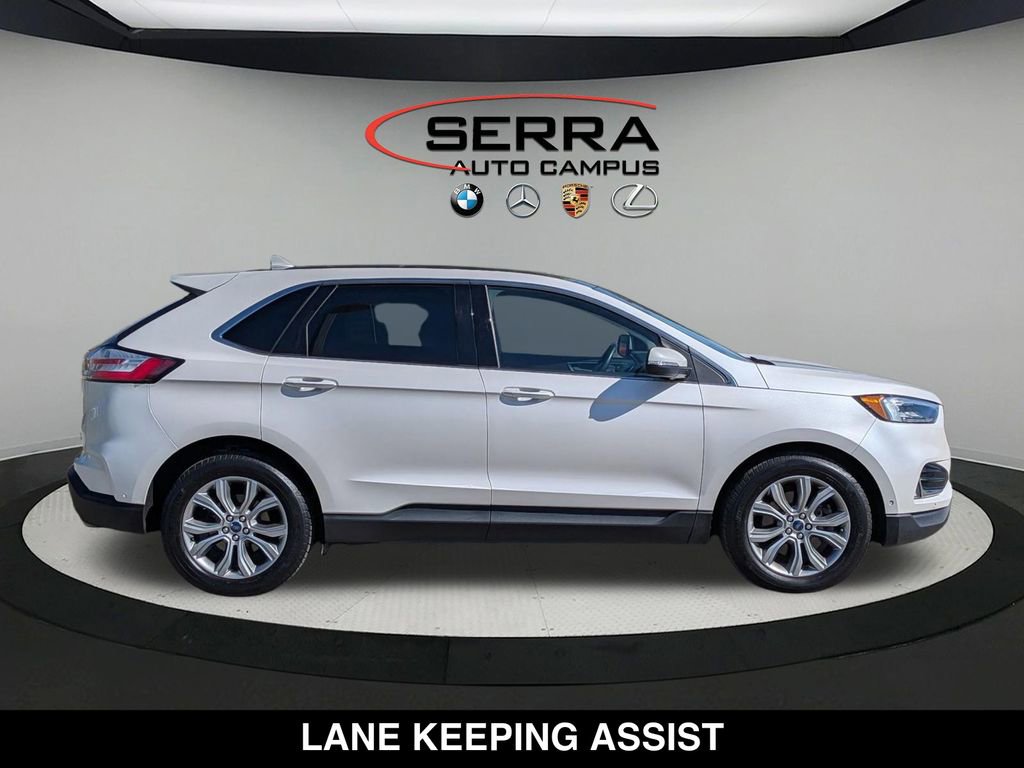 Used 2019 Ford Edge Titanium w/ Equipment Group 301A AWD/4WD image 15