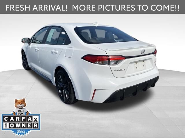 Used 2025 Toyota Corolla SE FWD image 6