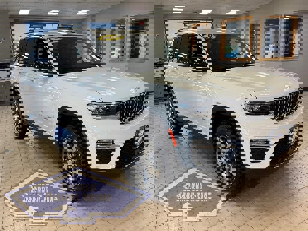 New 2025 Jeep Grand Cherokee Limited w/ Luxury Tech Group II