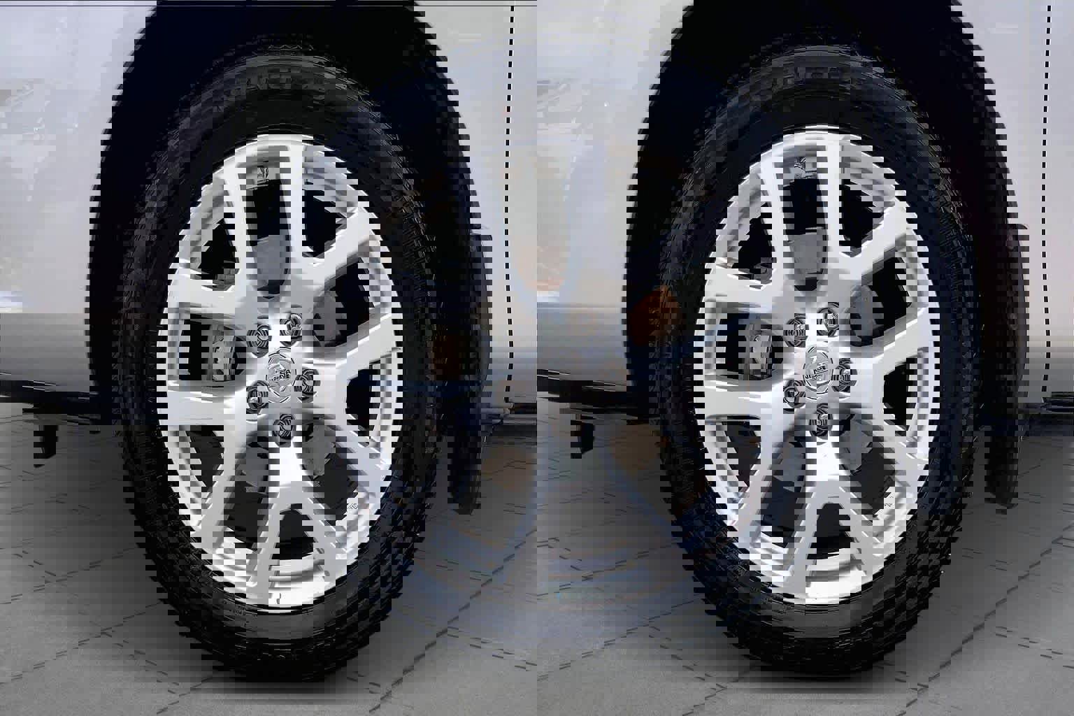 Used 2012 Nissan Rogue SL image 10