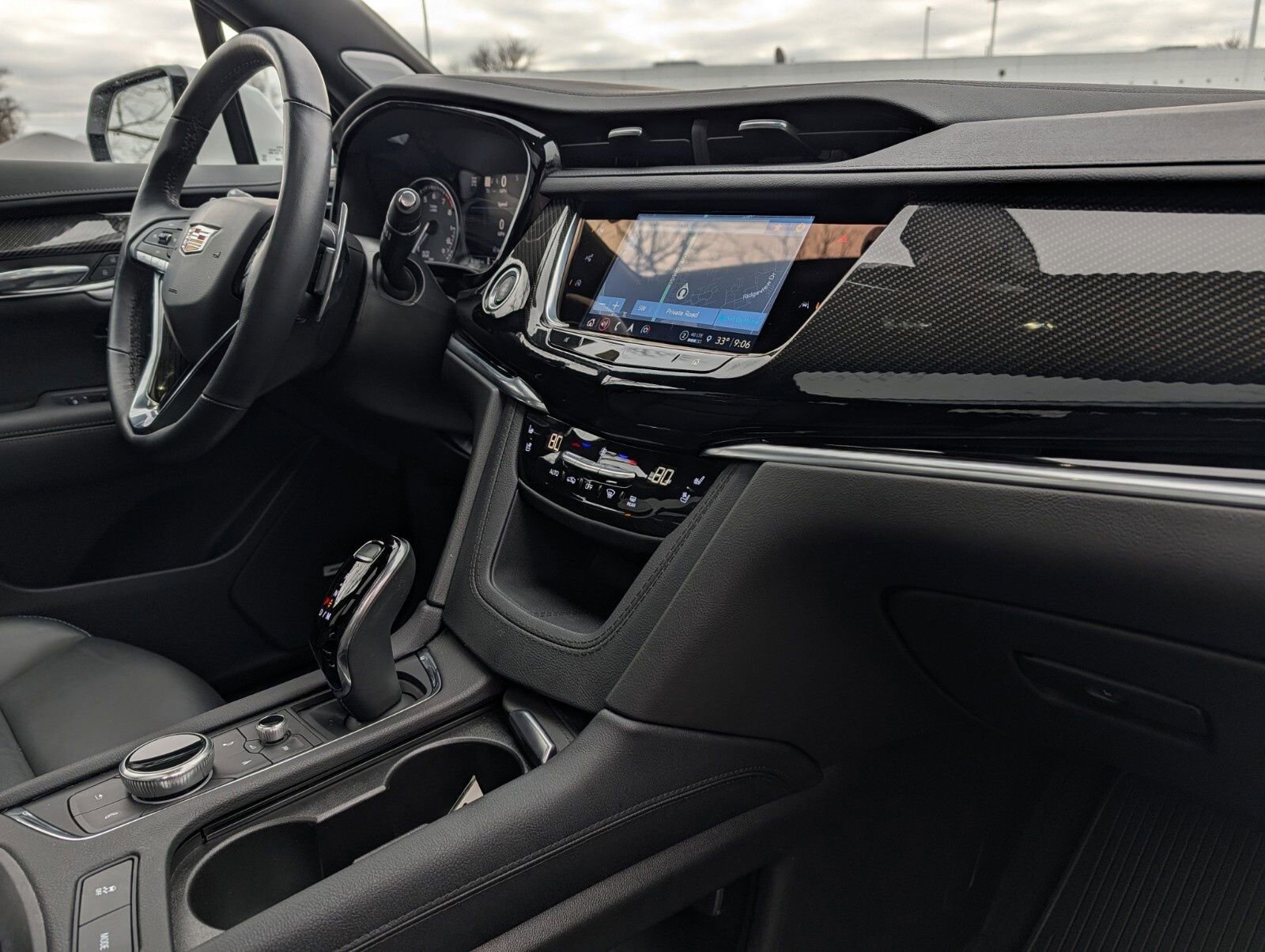 Used 2024 Cadillac XT6 Sport w/ Technology Package AWD/4WD image 36