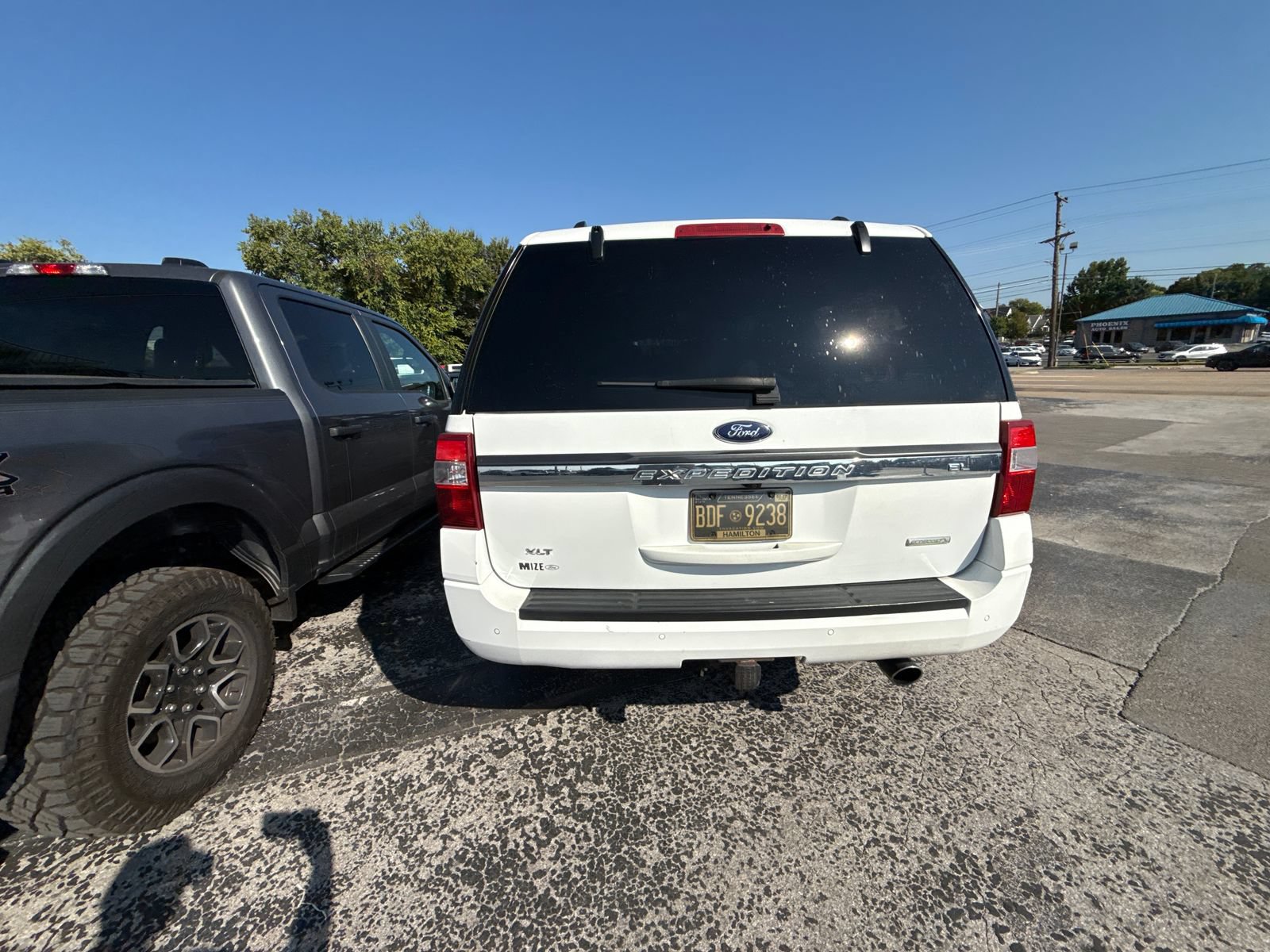 Used 2017 Ford Expedition EL XLT RWD image 4