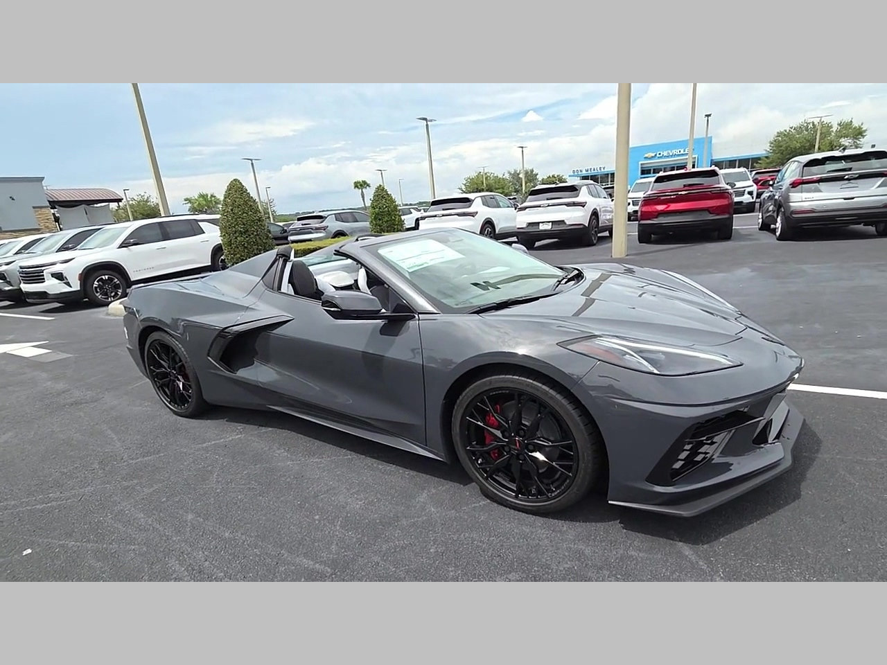 New 2027 Chevrolet Corvette Stingray Convertible w/ 3LT RWD image 25