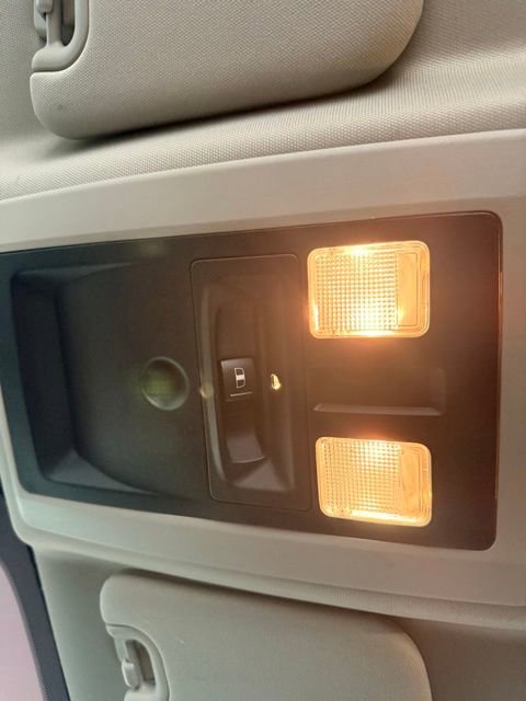 Used 2018 RAM 1500 Classic SLT RWD image 29