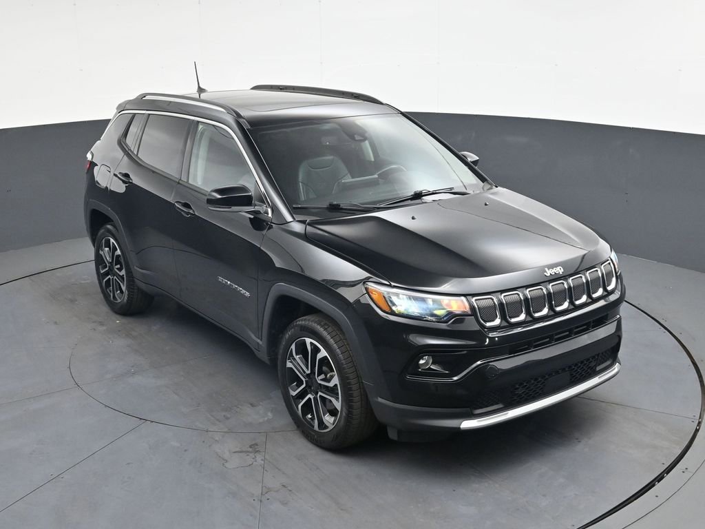 Used 2022 Jeep Compass Limited w/ Sun and Sound Group AWD/4WD image 30