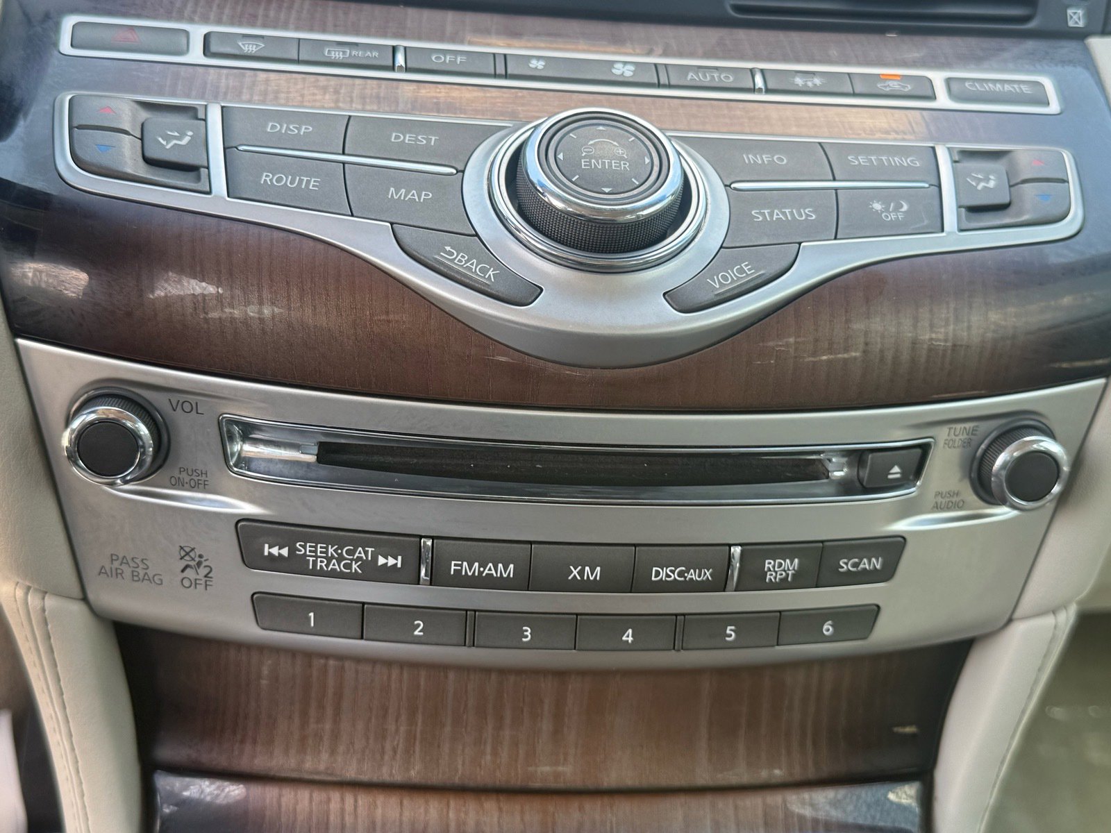 Used 2013 INFINITI M35 w/ Premium Pkg image 26