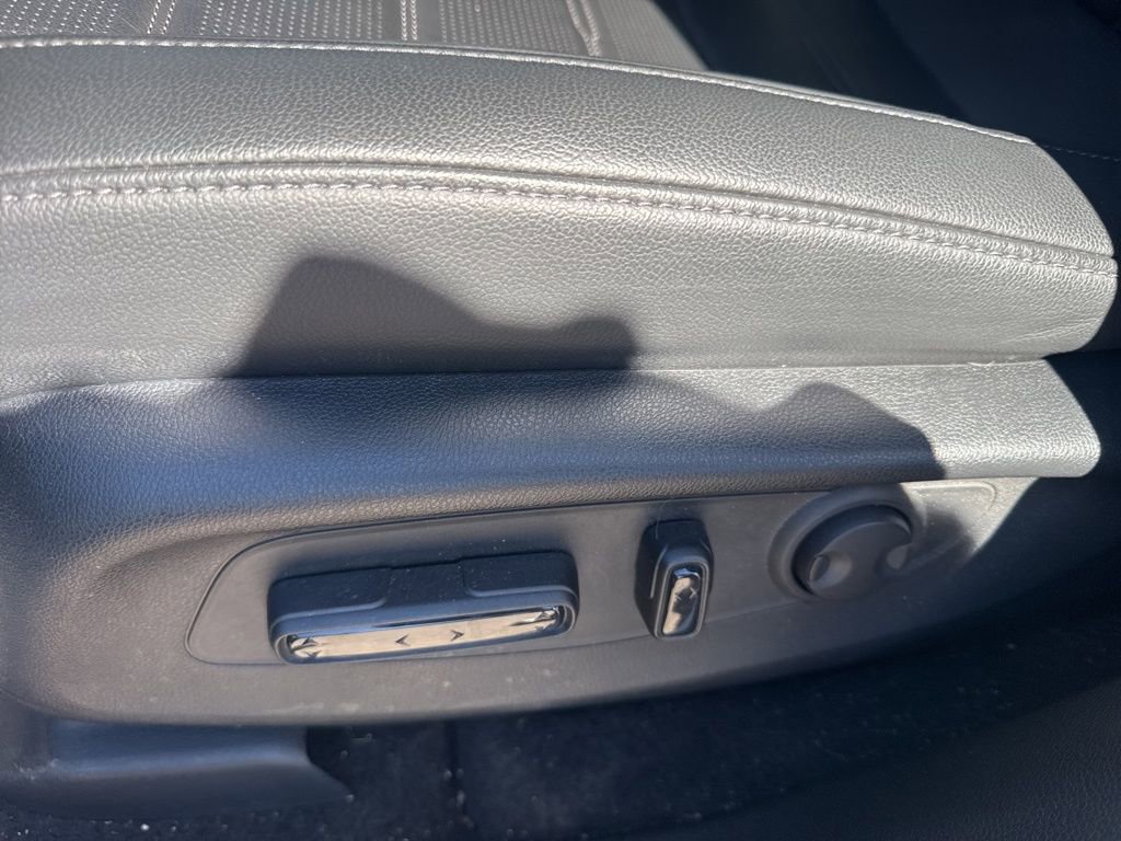 Used 2024 Honda CR-V EX-L image 9