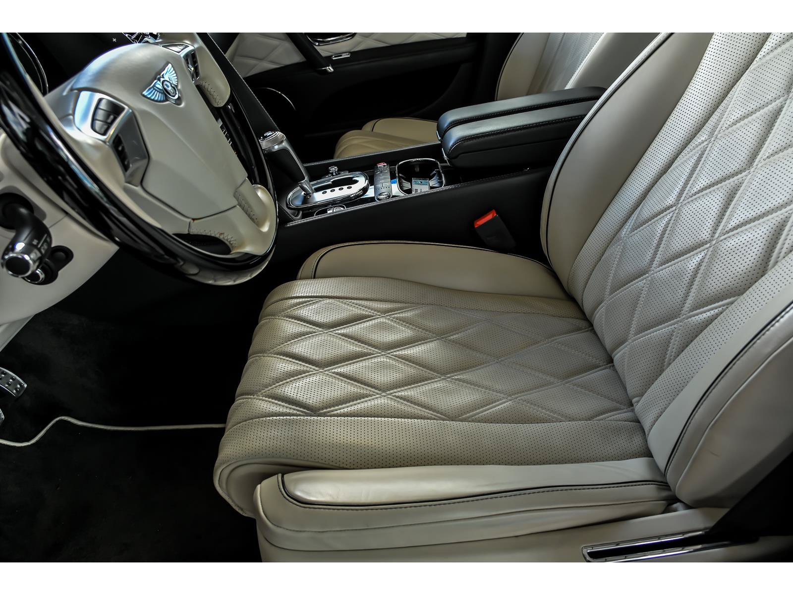 Used 2014 Bentley Flying Spur W12 AWD/4WD image 11