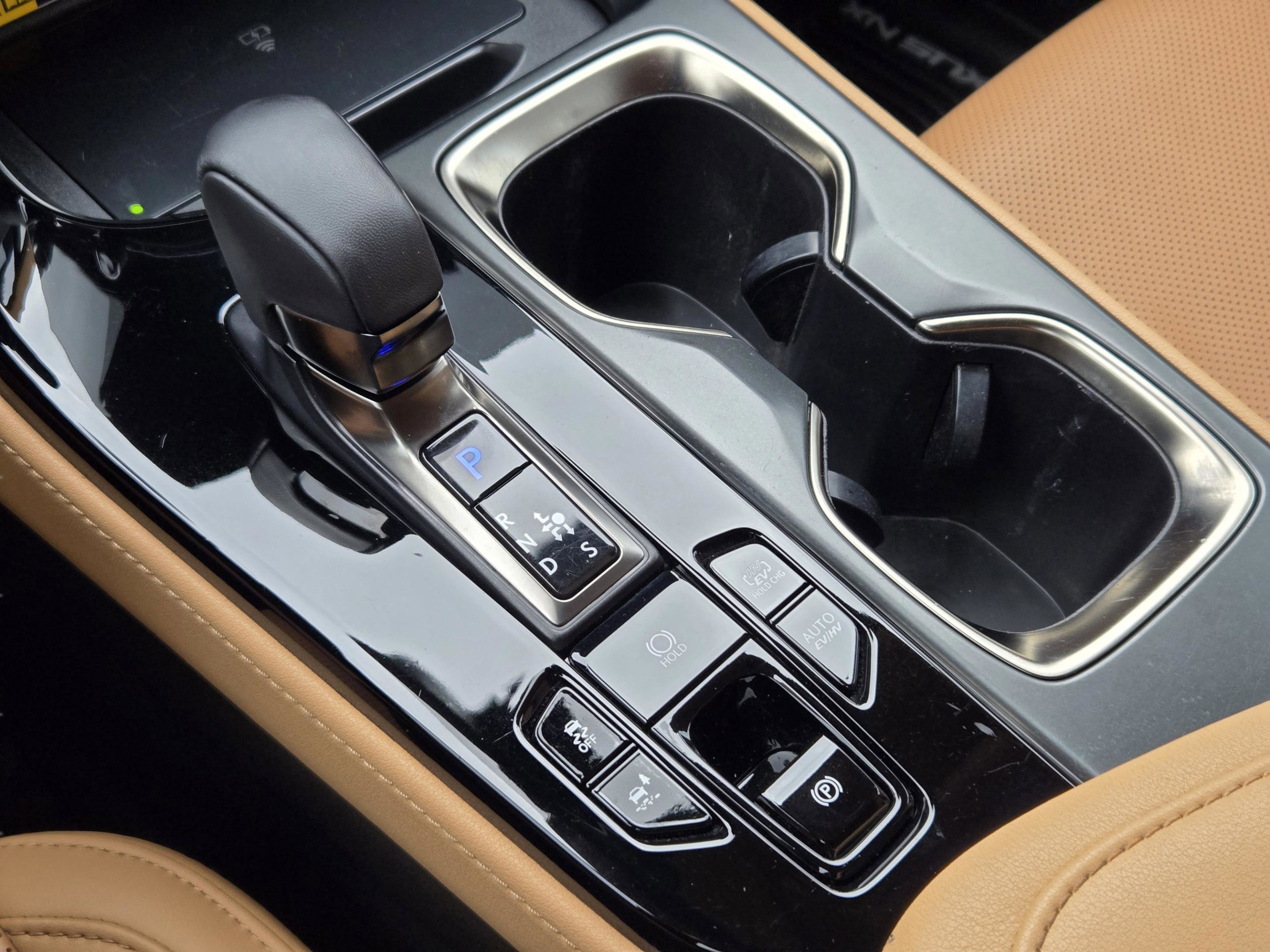 Certified 2025 Lexus NX 450h+ AWD w/ Accessory Package (2T) image 15