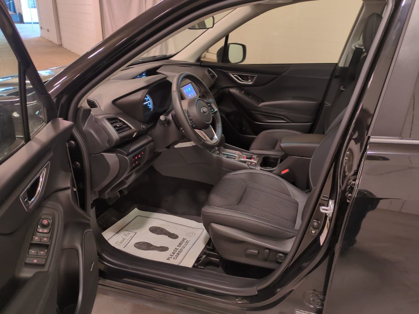 Certified 2023 Subaru Forester Premium image 17