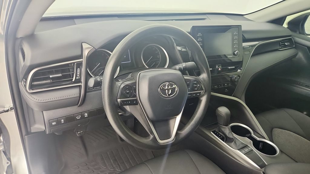 Used 2024 Toyota Camry LE w/ Convenience Package FWD image 14