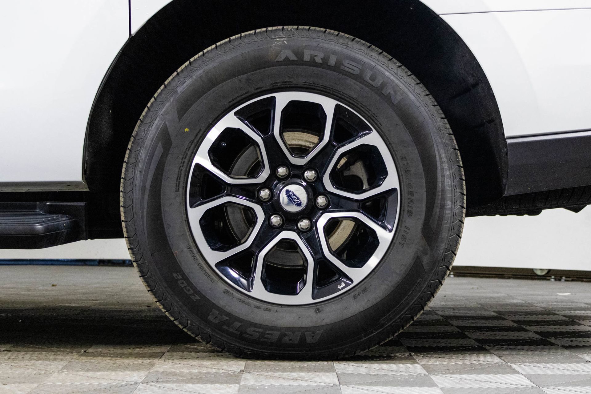 Used 2024 Ford Expedition Max XLT image 78