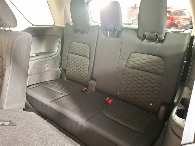 Used 2024 Nissan Pathfinder S image 15