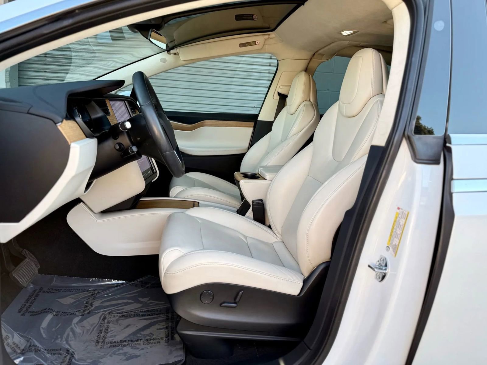 Used 2019 Tesla Model X 75D image 19