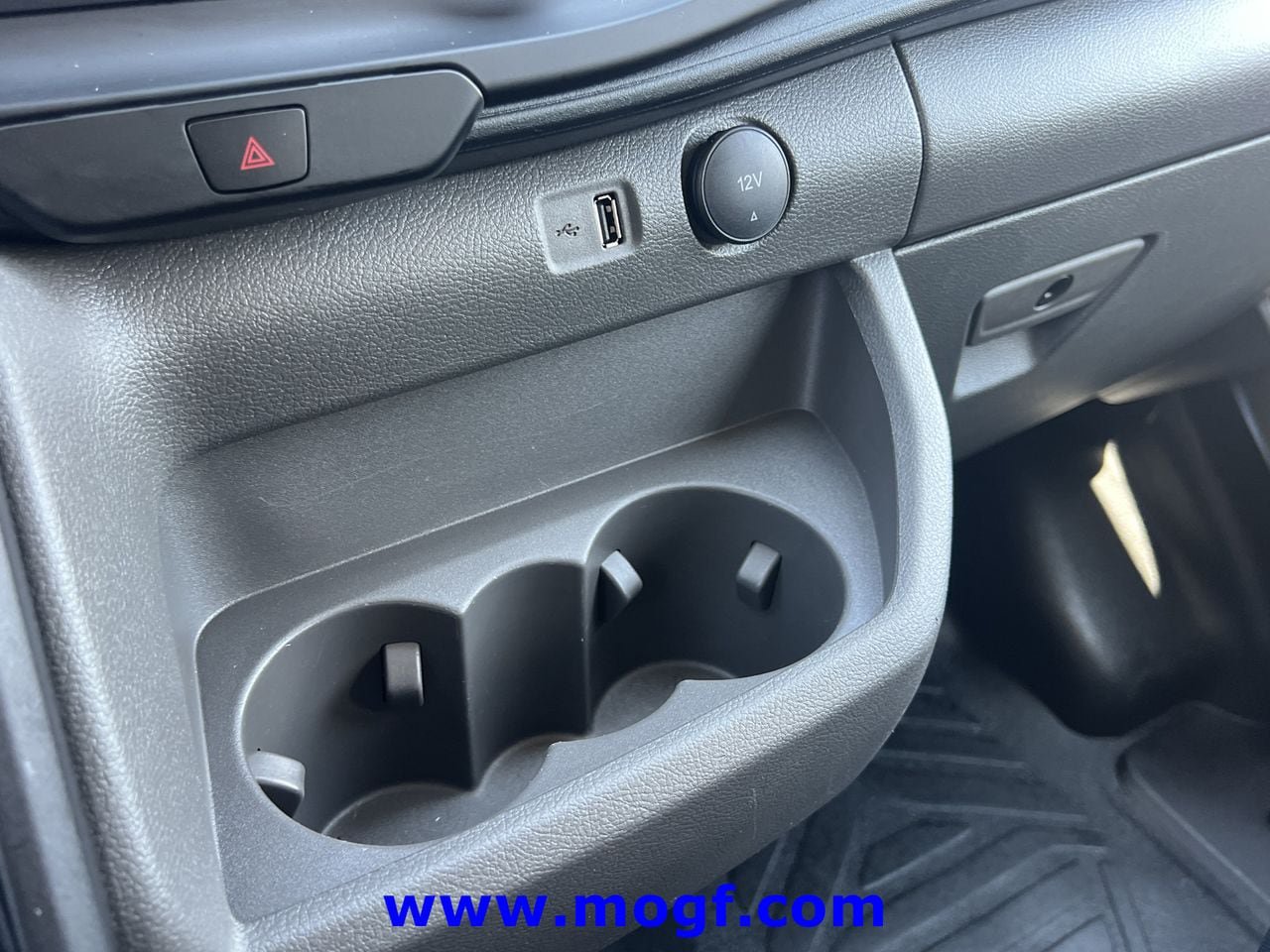 Used 2025 Ford Transit 250 Low Roof w/ Exterior Upgrade Package RWD image 8