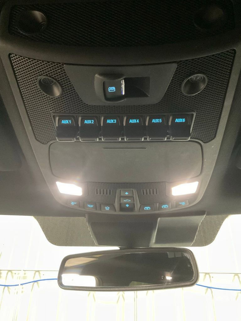 Used 2020 Ford F350 Platinum w/ FX4 Off-Road Package image 20