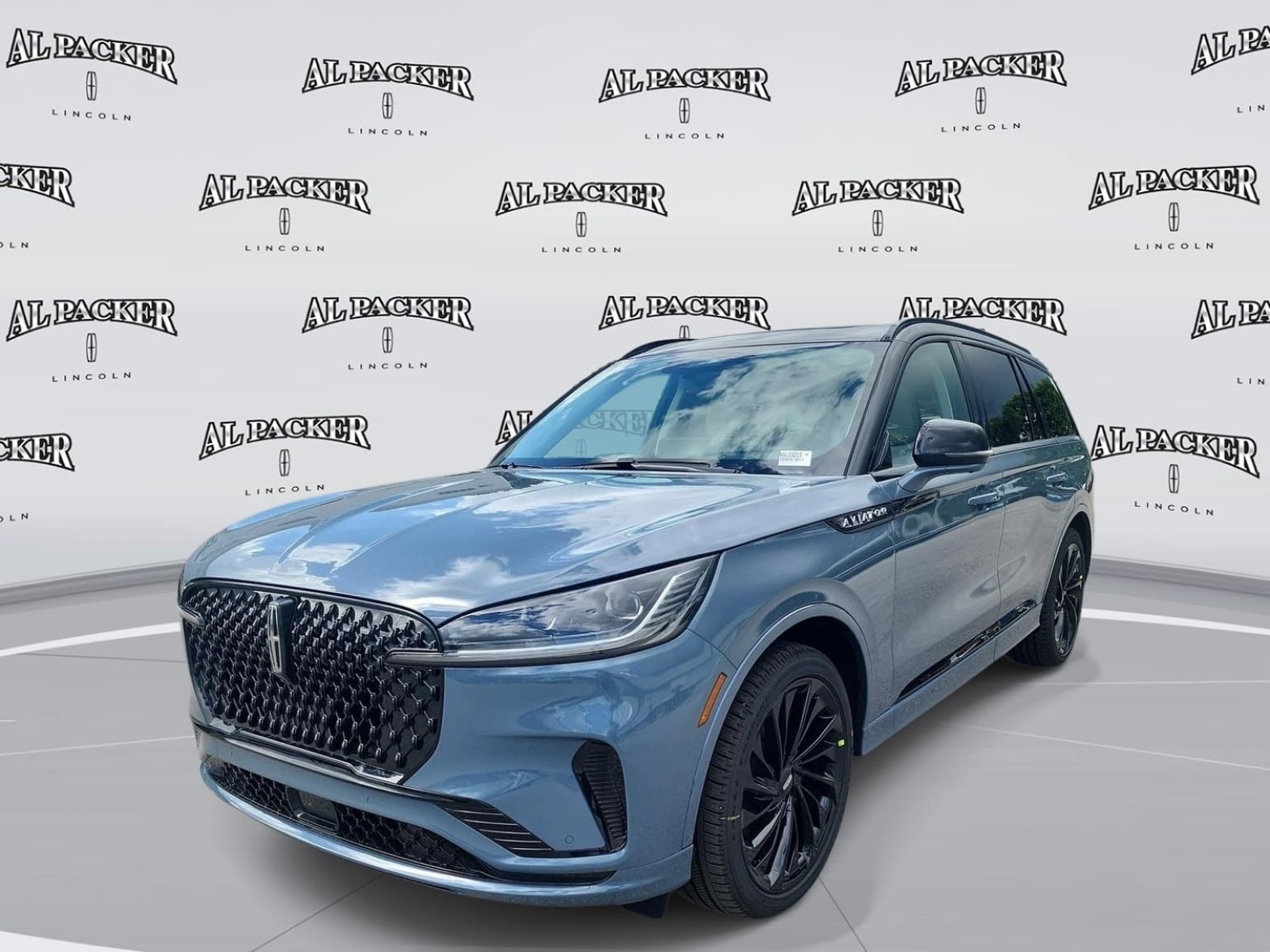 New 2027 Lincoln Aviator Reserve AWD/4WD image 1