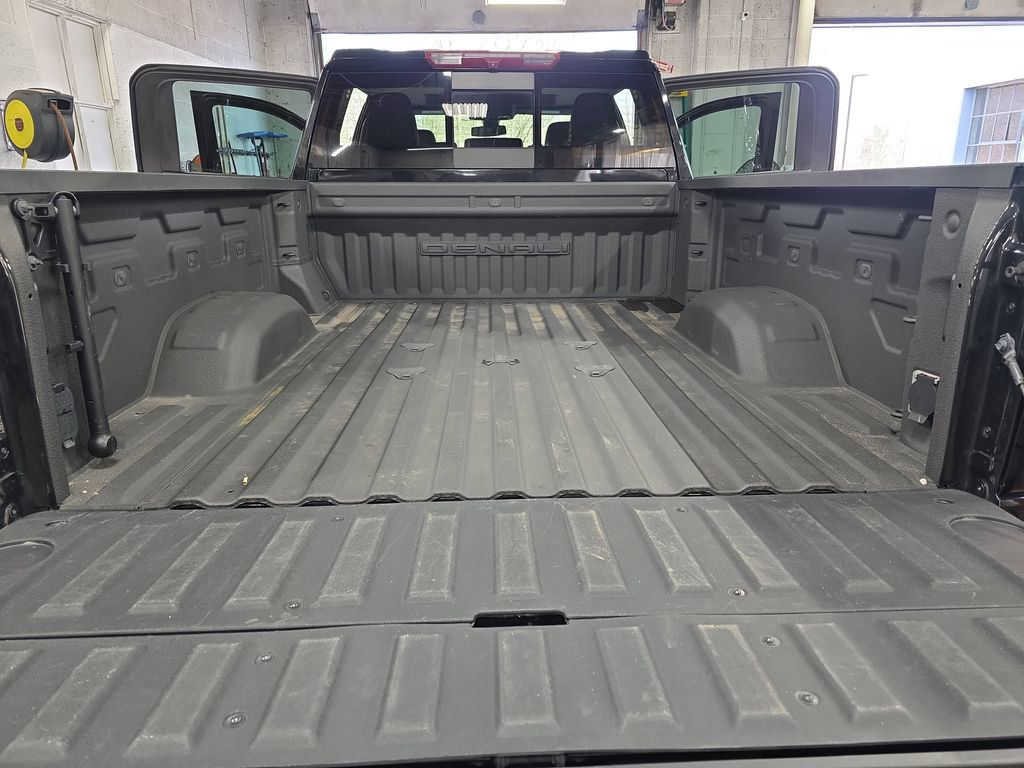 Used 2023 GMC Sierra 2500 Denali image 12