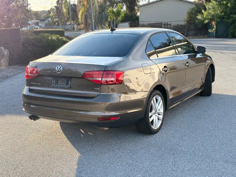 Used 2015 Volkswagen Jetta TDI SEL image 6
