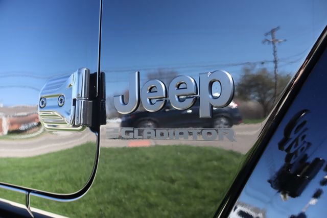 New 2026 Jeep Gladiator Willys image 2