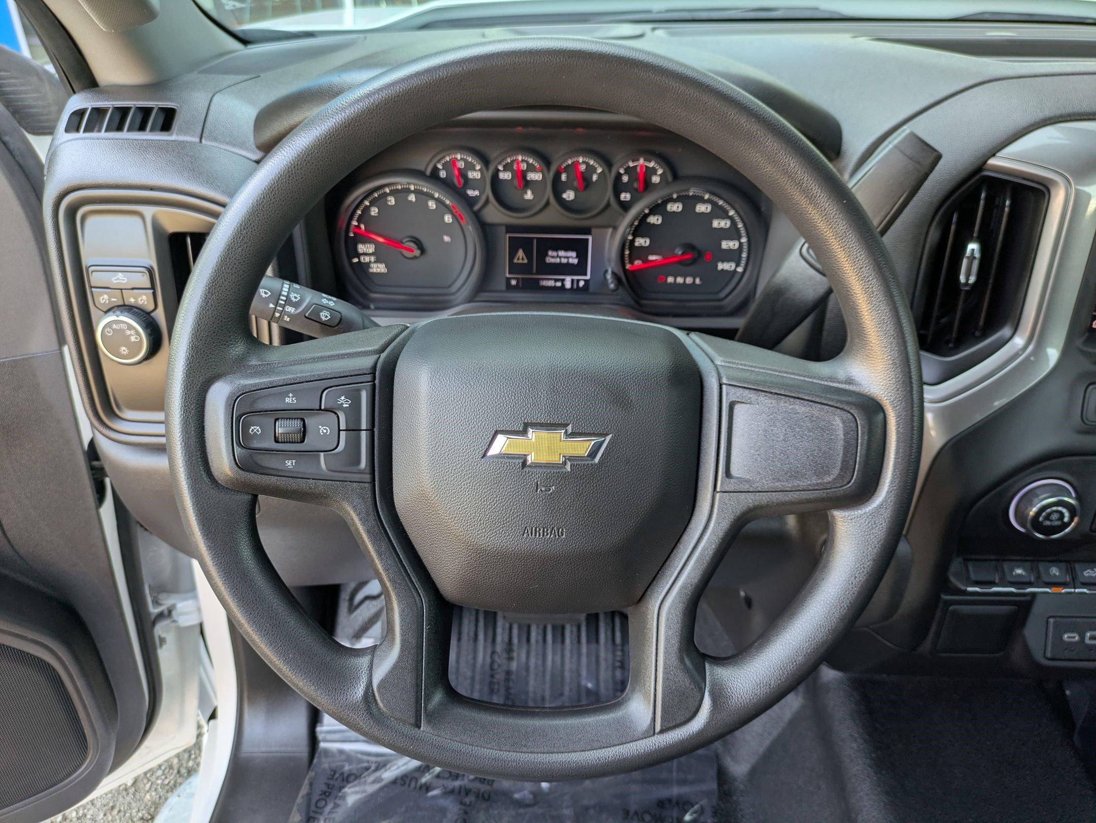 Used 2025 Chevrolet Silverado 1500 W/T image 13
