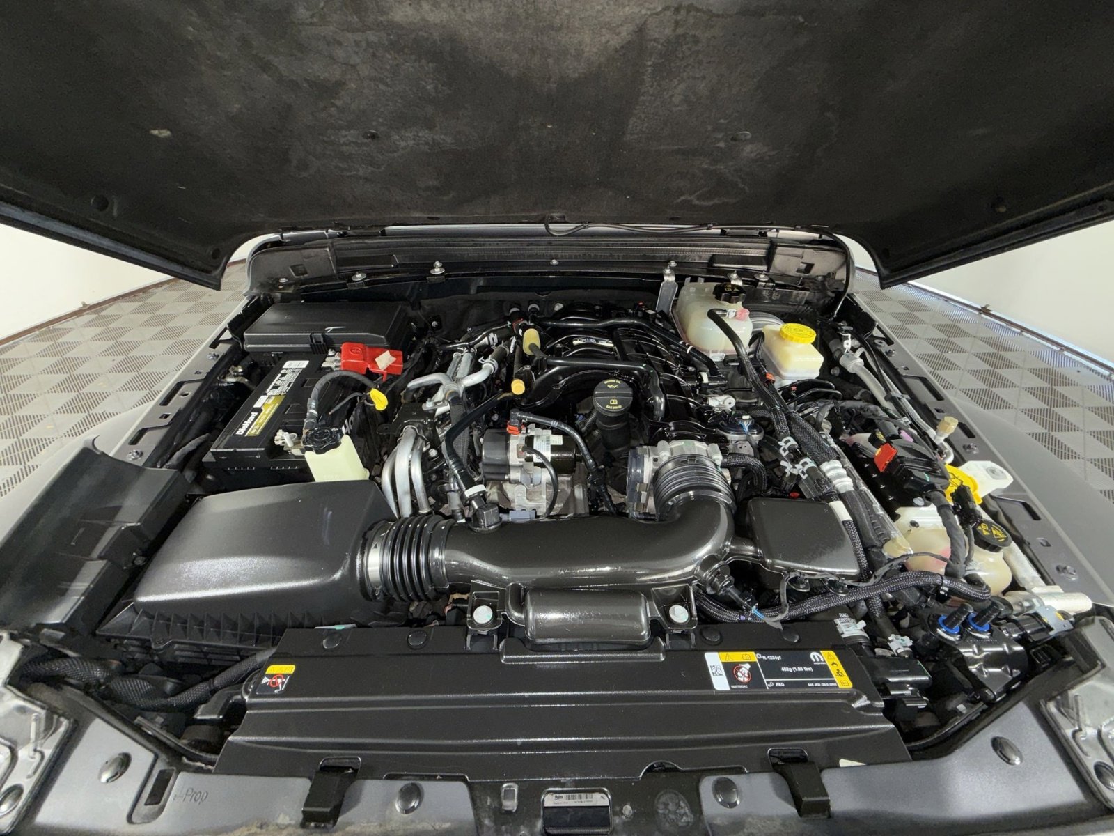 Used 2023 Jeep Wrangler Unlimited Sport AWD/4WD image 26