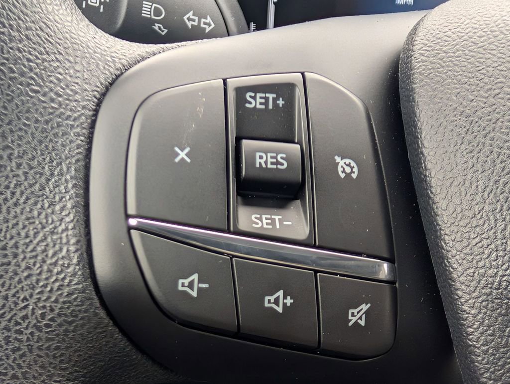 New 2025 Ford Maverick XLT image 28