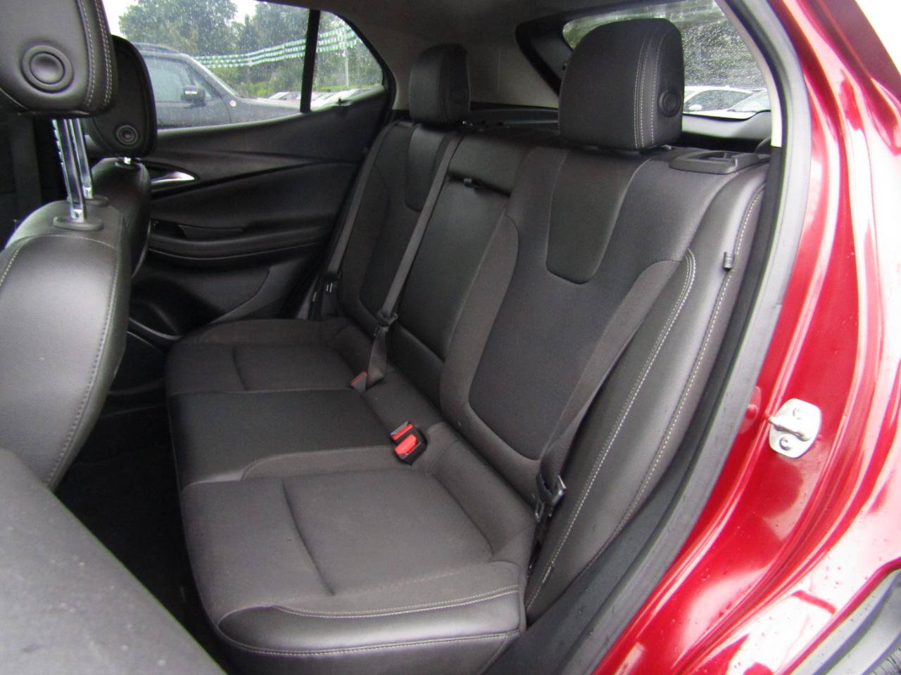 Used 2025 Buick Encore GX Preferred w/ Comfort Package FWD image 19