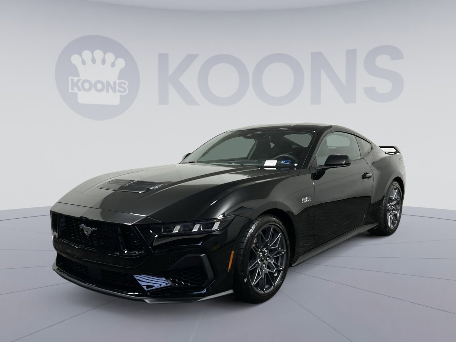 Used 2025 Ford Mustang GT w/ GT Performance Package RWD image 5