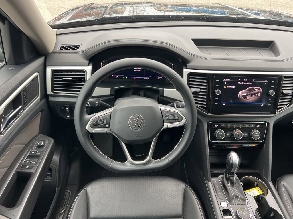 Used 2023 Volkswagen Atlas SE image 24