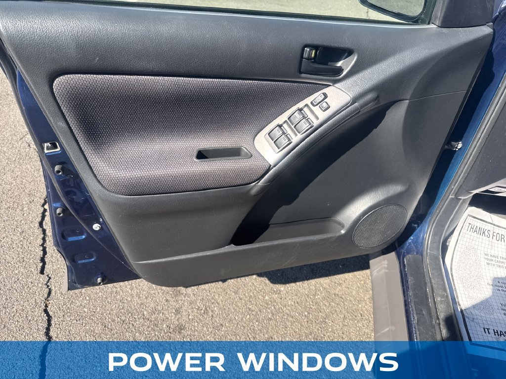Used 2007 Pontiac Vibe w/ Preferred Package FWD image 11