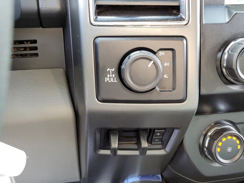 Used 2022 Ford F250 XLT w/ XLT Premium Package image 22