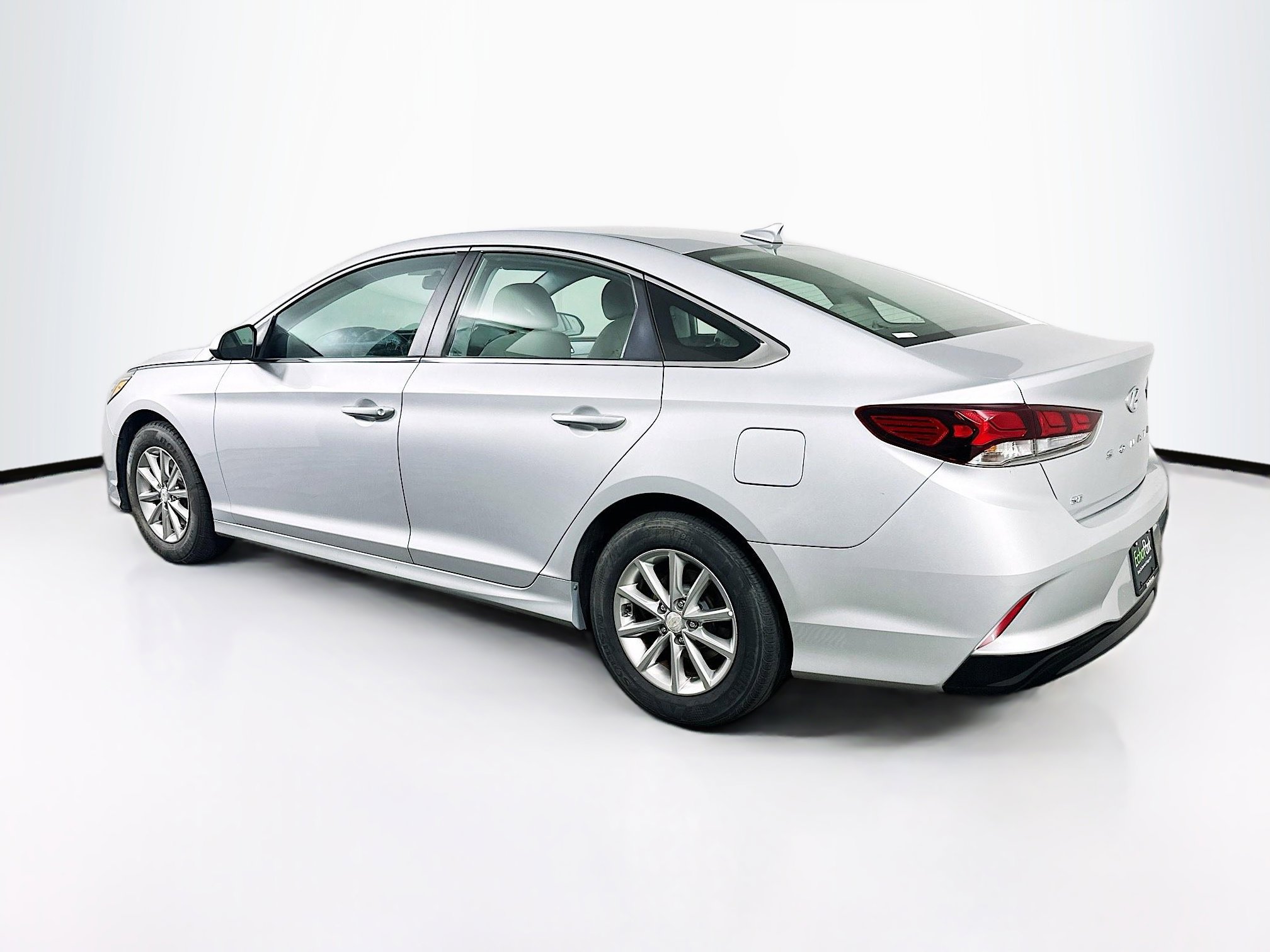 Used 2018 Hyundai Sonata SE FWD image 5
